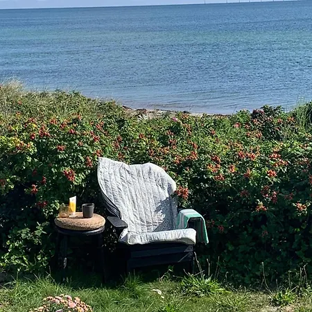Beachfront House At Holken Ferienhaus *