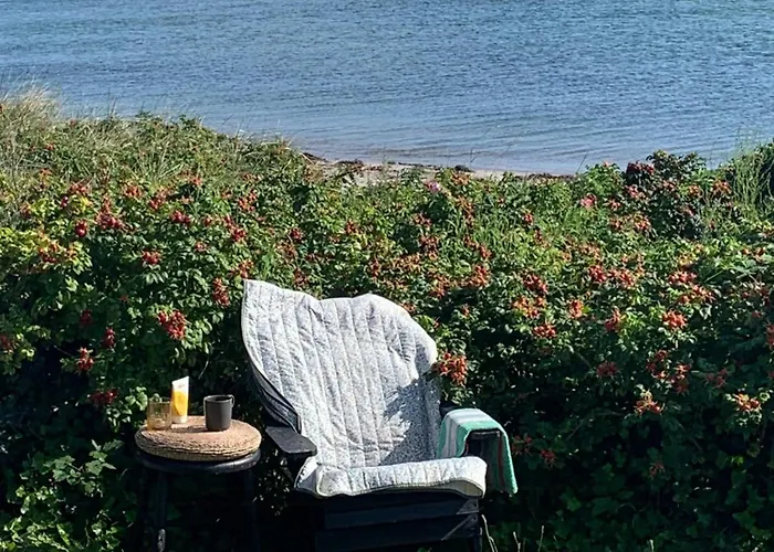 Beachfront House At Holken Vakantiehuis *
